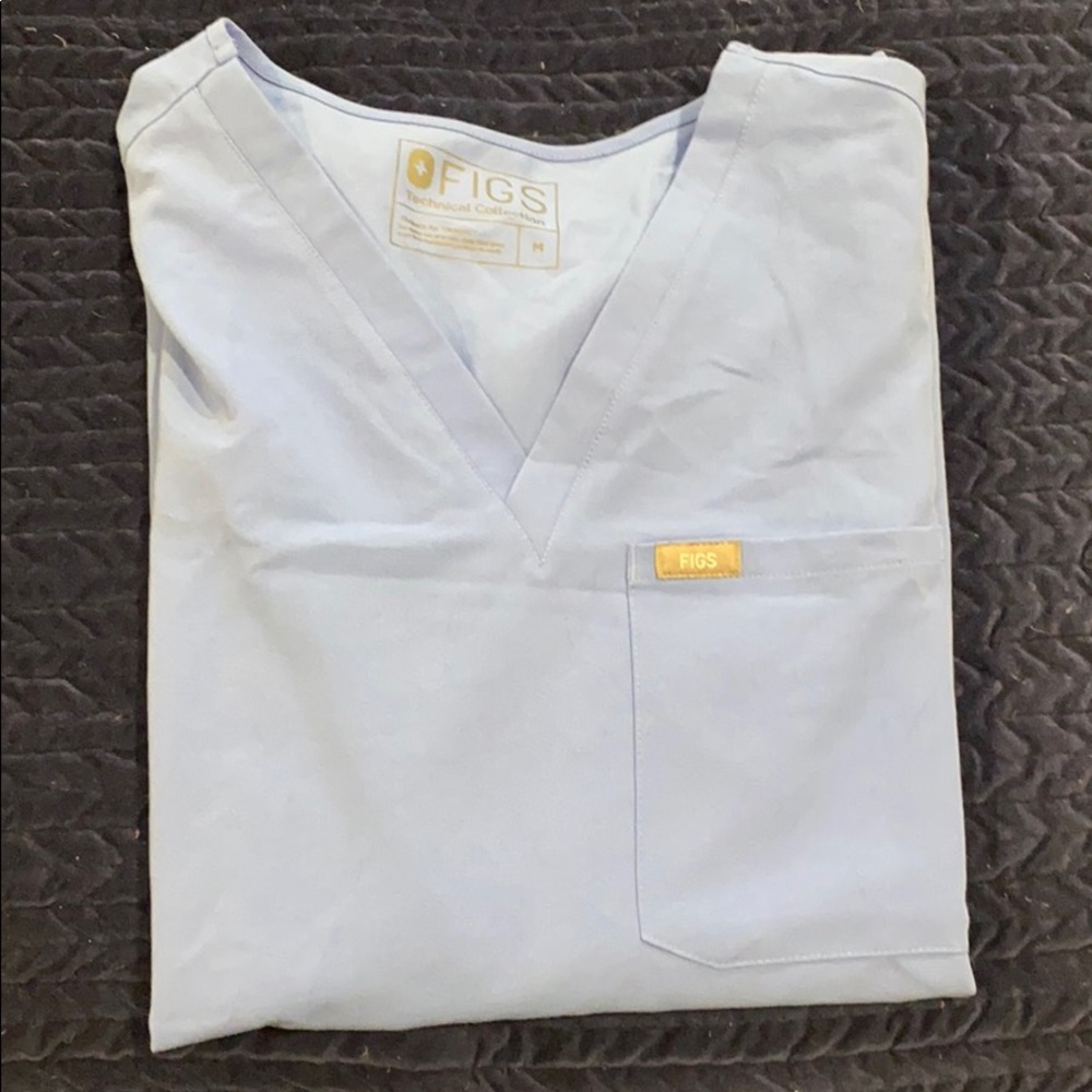 Figs scrub top